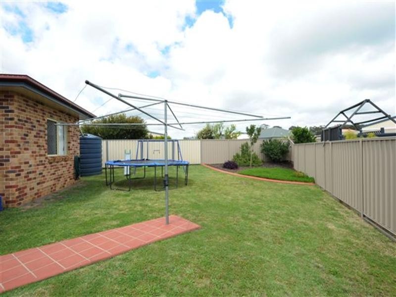 50 Belclaire Drive, Westbrook QLD 4350