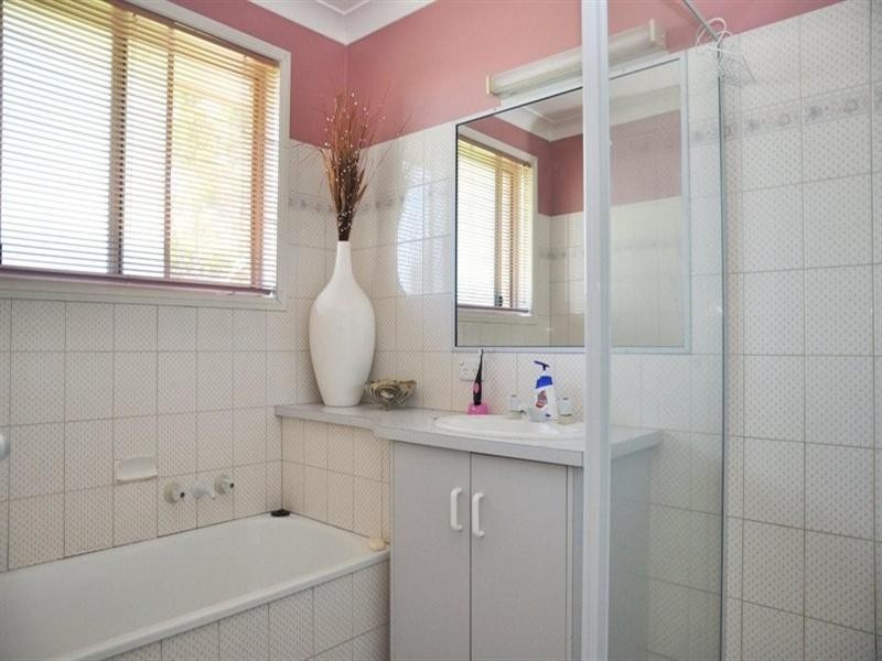 2 Joalcon Court, Westbrook QLD 4350