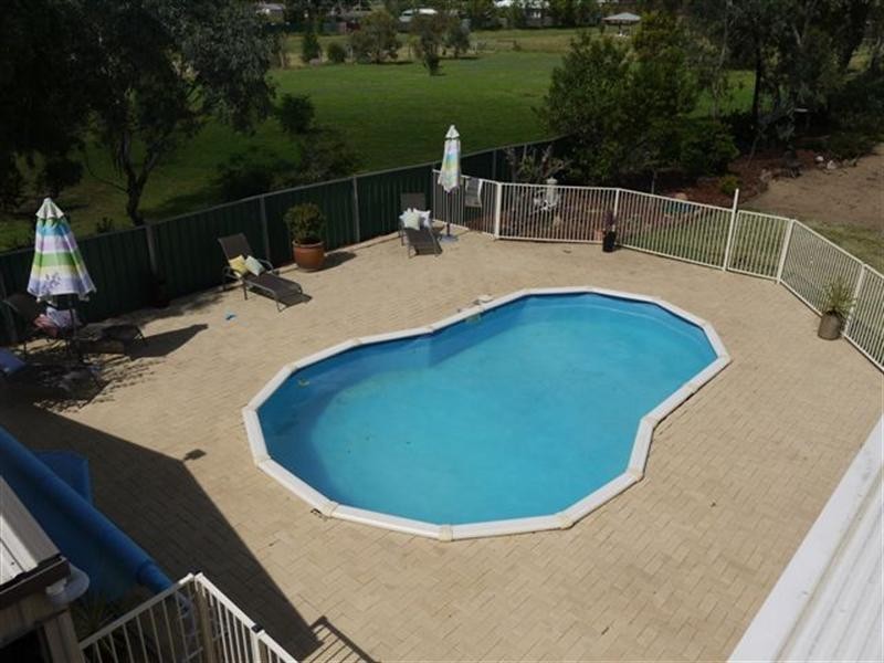 11 Perrin Road, Cambooya QLD 4358