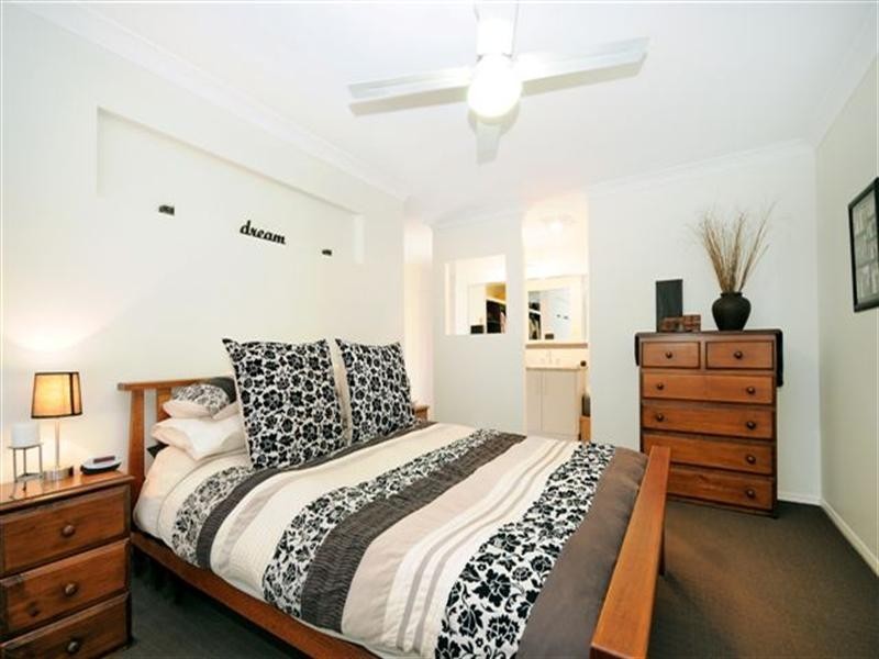 7 Campbell Drive, Highfields QLD 4352