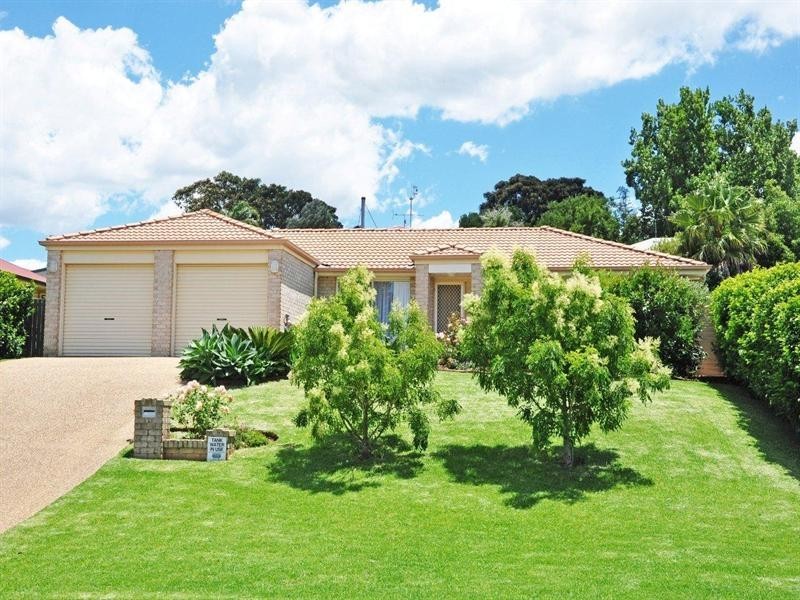 21 Catalina Drive, Wilsonton QLD 4350