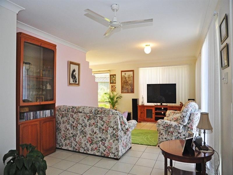 21 Catalina Drive, Wilsonton QLD 4350