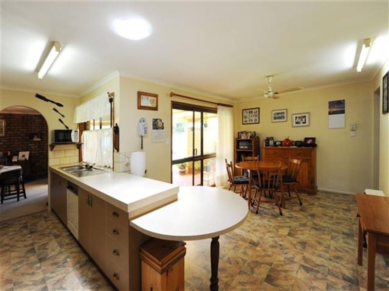 12 Banksia Street, Newtown QLD 4350