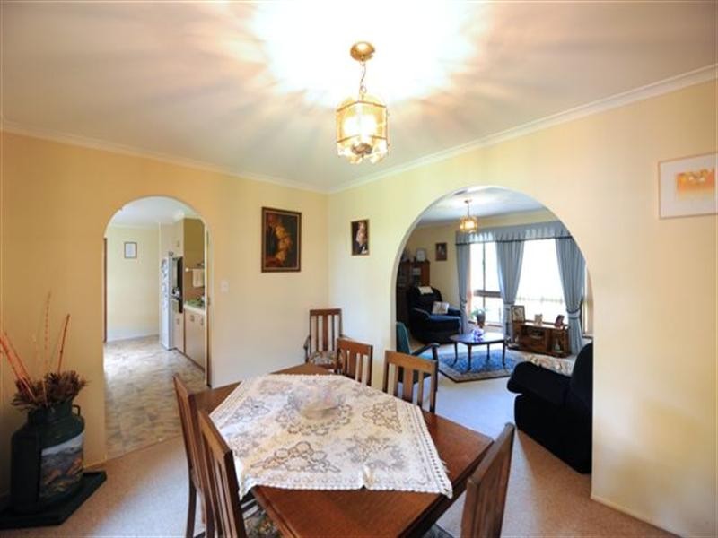 12 Banksia Street, Newtown QLD 4350