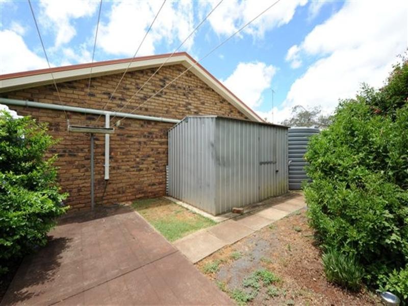 12 Banksia Street, Newtown QLD 4350