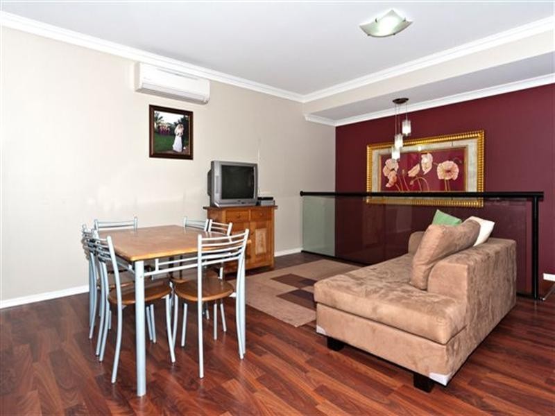 24 Edwin Street, Westbrook QLD 4350