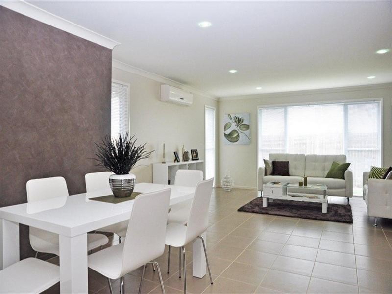 7 Blades Court, Middle Ridge QLD 4350