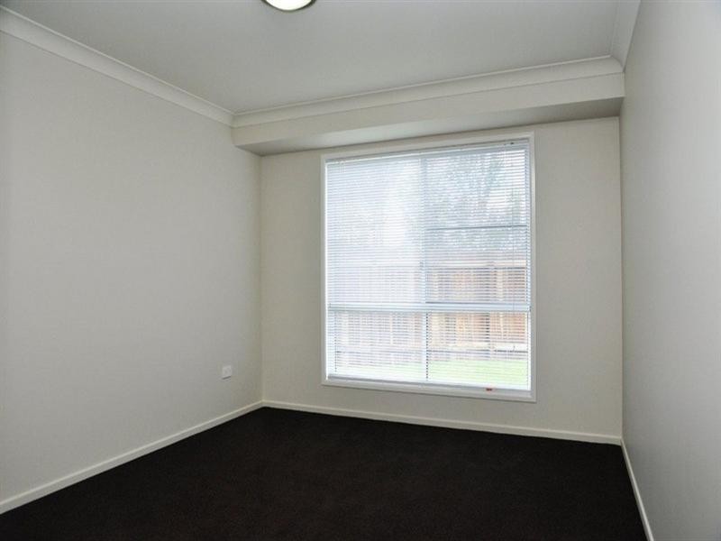 7 Blades Court, Middle Ridge QLD 4350