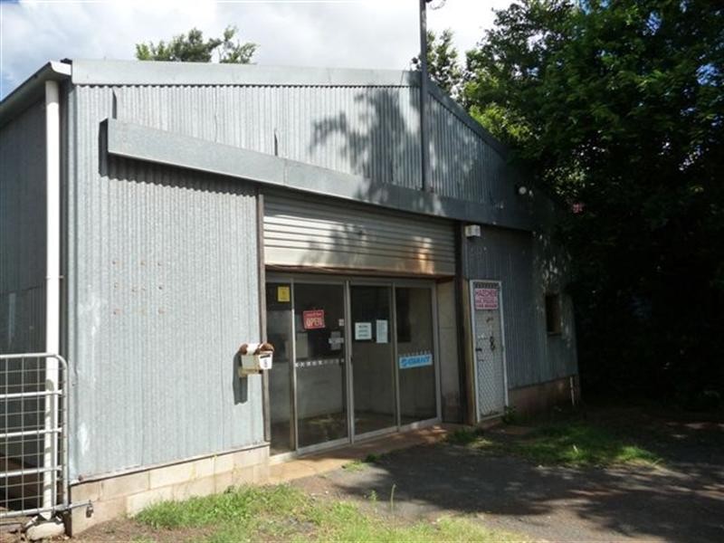 8 Aspect Street, North Toowoomba QLD 4350