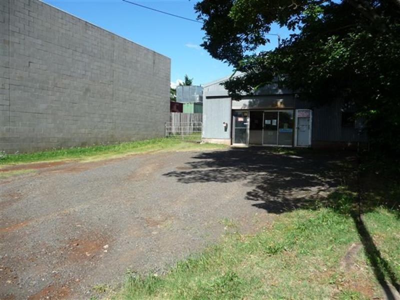 8 Aspect Street, North Toowoomba QLD 4350
