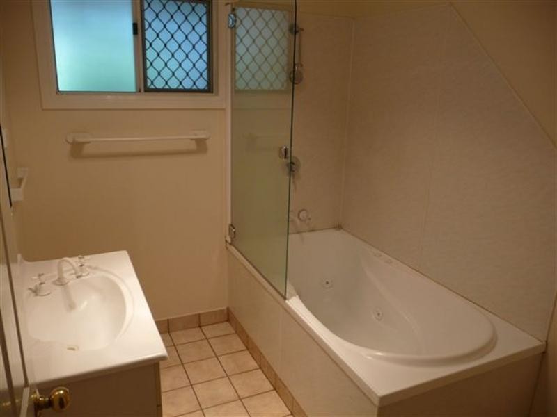 32 Suffolk Street, Toowoomba QLD 4350