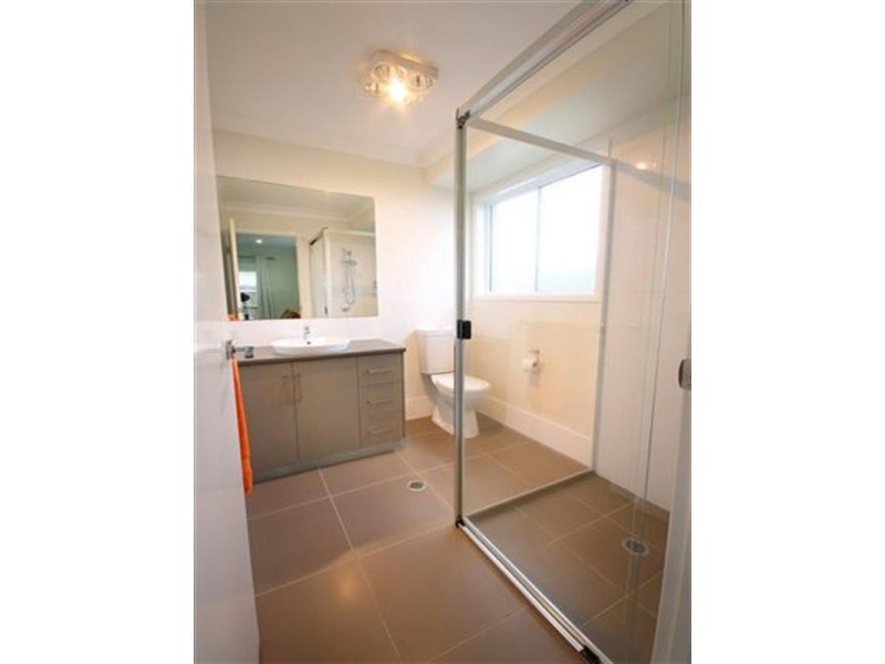 7 Saba Court, Middle Ridge QLD 4350