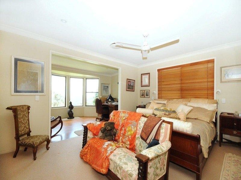 34 Tourist Road, East Toowoomba QLD 4350