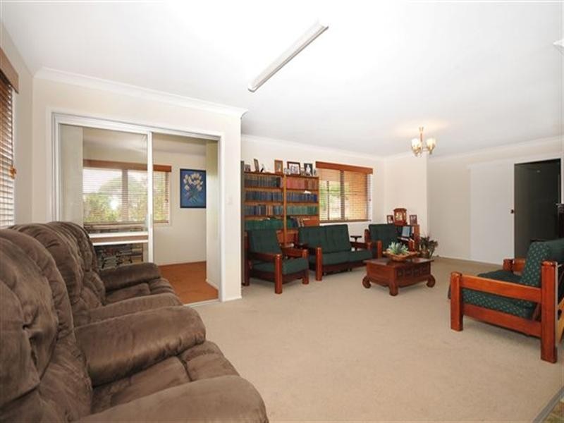 101 Ramsay Street, Centenary Heights QLD 4350