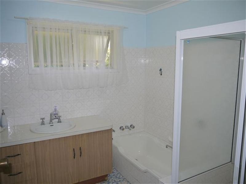 101 Ramsay Street, Centenary Heights QLD 4350