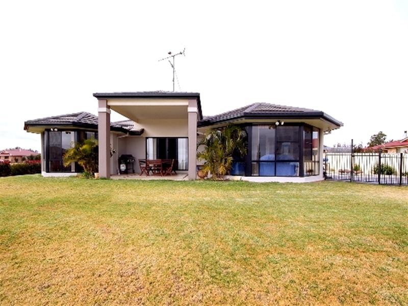 11 Cole Drive, Highfields QLD 4352