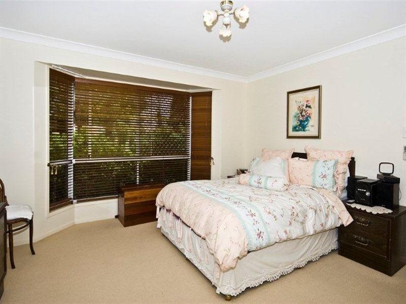 31 Harvey Street, Mount Lofty QLD 4350