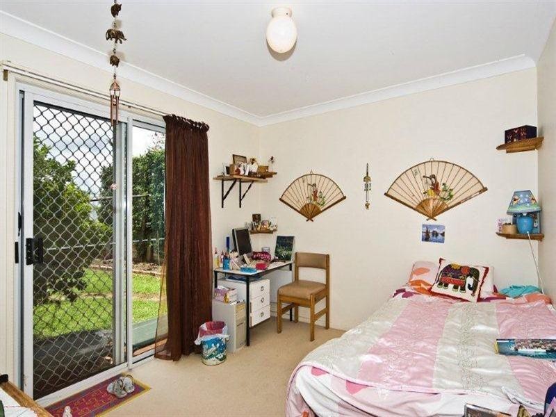31 Harvey Street, Mount Lofty QLD 4350