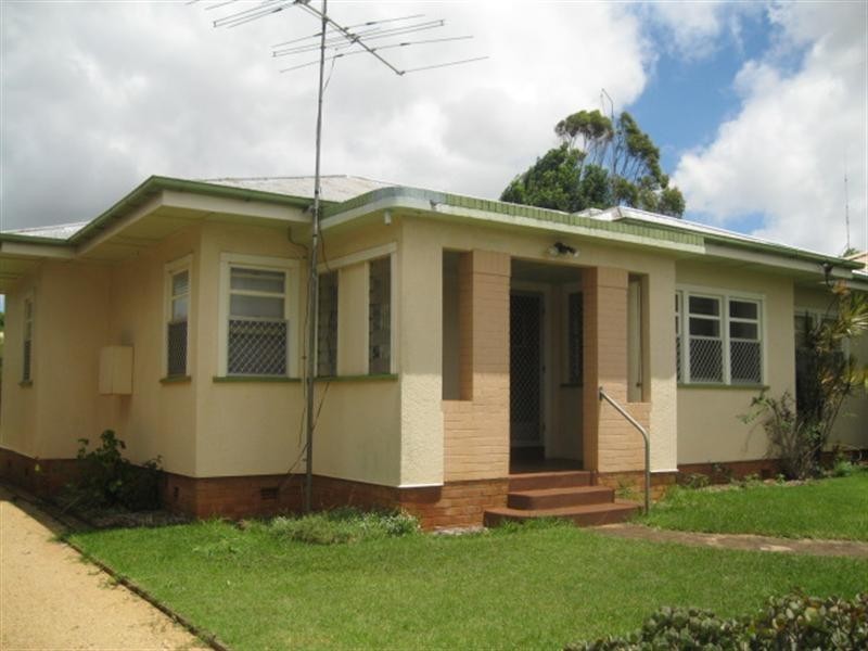 206 Campbell Street, Toowoomba QLD 4350