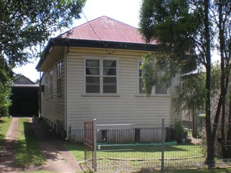 19 Goode Street, Toowoomba QLD 4350