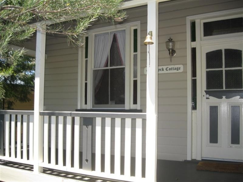 6 Gostwyck Street, Toowoomba QLD 4350