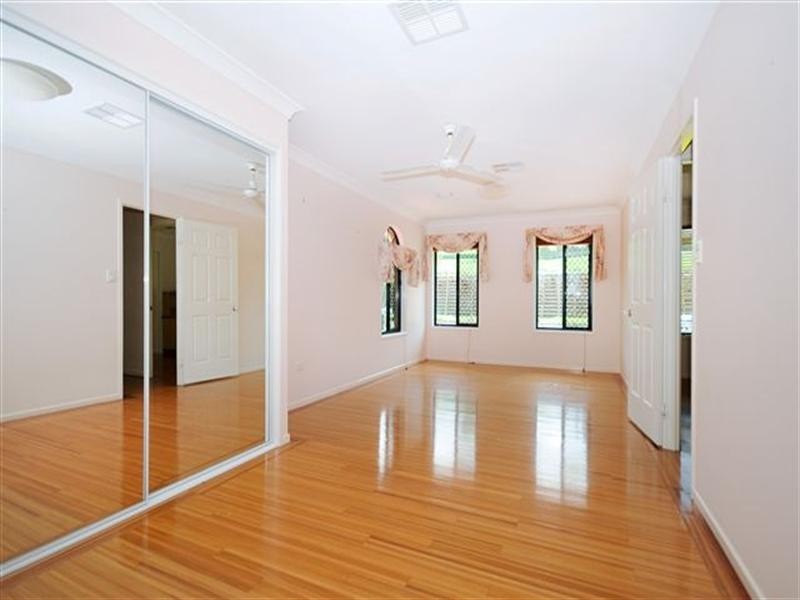 18 Robertson Crescent, Prince Henry Heights QLD 4350