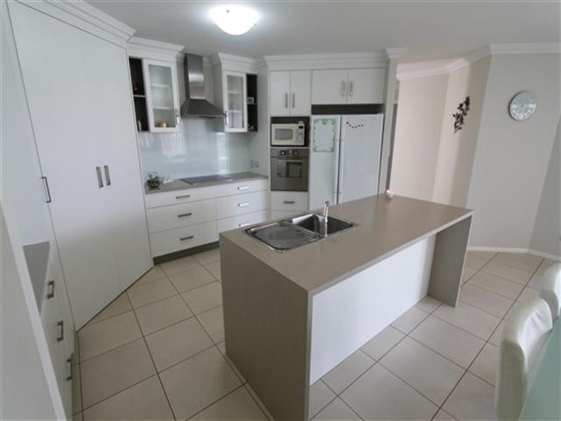 8 Nioka Drive, Highfields QLD 4352