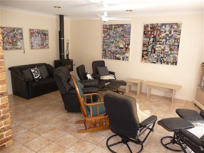 7 Robertson Crescent, Prince Henry Heights QLD 4350