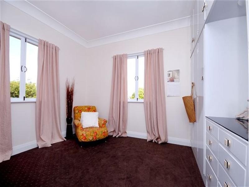 625 Hume Street, Kearneys Spring QLD 4350