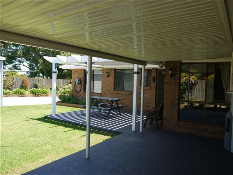 1 Calypso Street, Middle Ridge QLD 4350