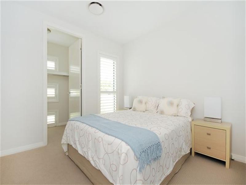 19 Tarlington Street, Middle Ridge QLD 4350