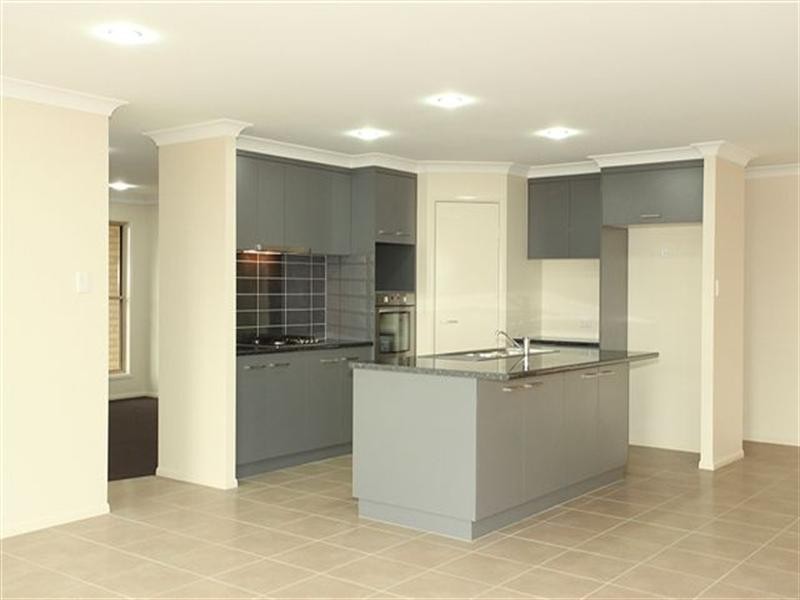 5 Jay Street, Westbrook QLD 4350