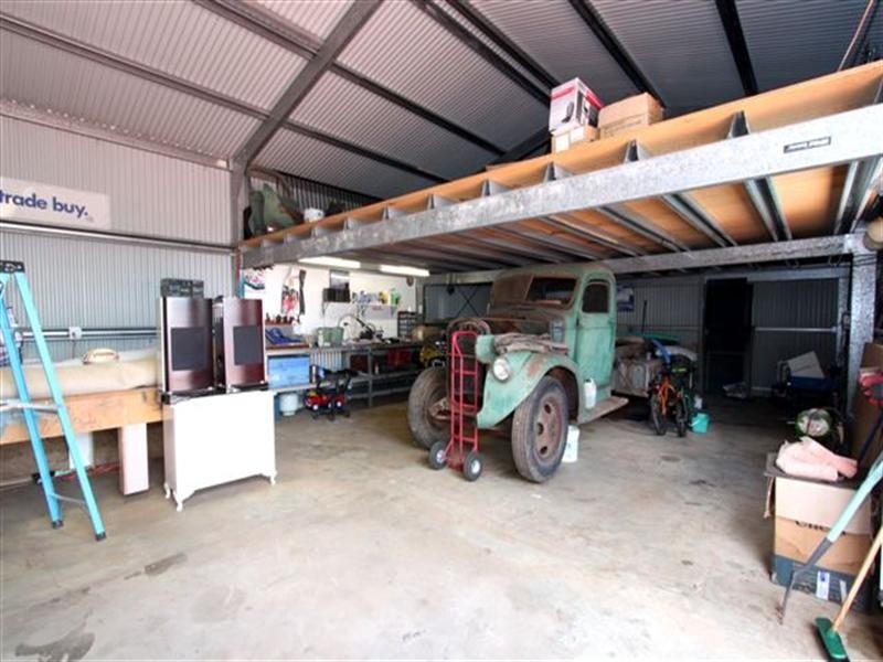 21 Fergusons Road, Westbrook QLD 4350