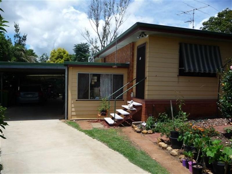 6 Leawarra Street, Wilsonton QLD 4350