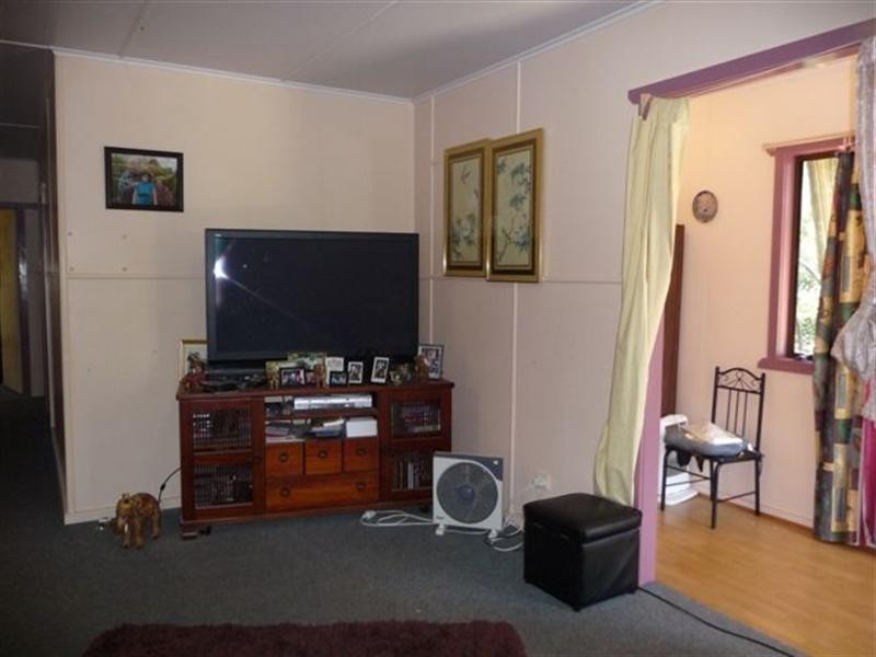 6 Leawarra Street, Wilsonton QLD 4350