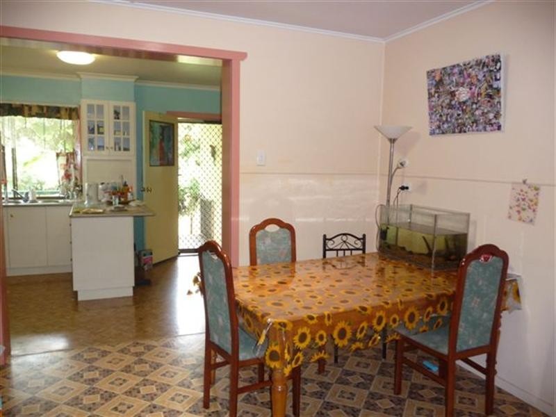 6 Leawarra Street, Wilsonton QLD 4350