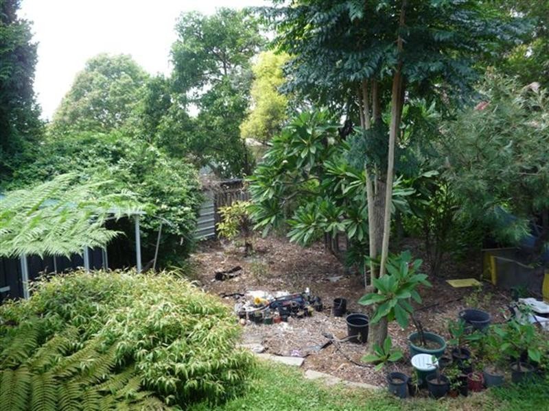 6 Leawarra Street, Wilsonton QLD 4350