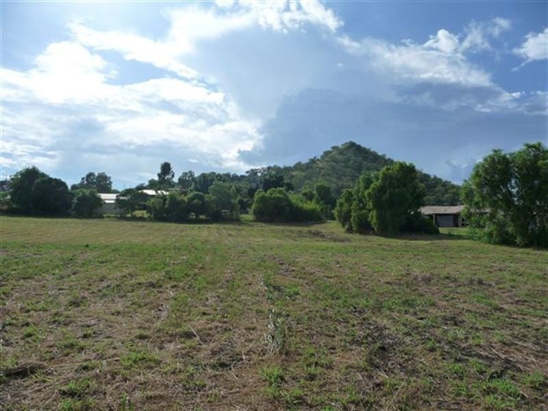 5 Petersens Road, Kingsthorpe QLD 4400