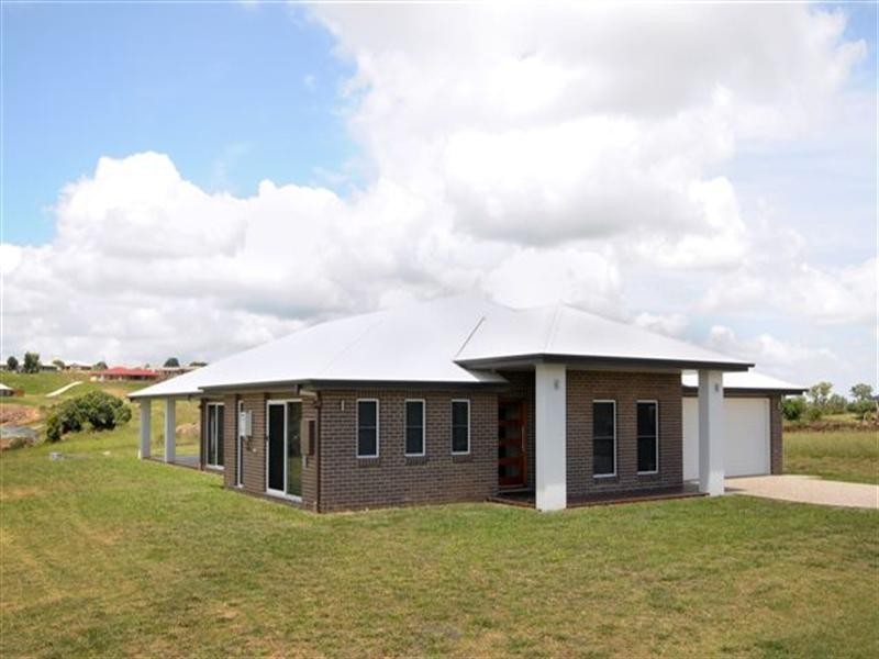 61 Federation Drive, Highfields QLD 4352