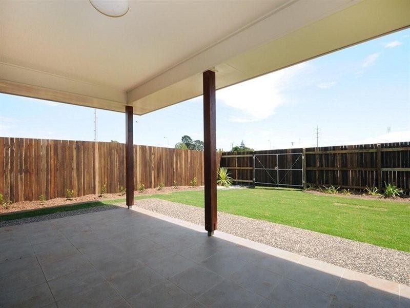 1 Vinnicombe Street, Kearneys Spring QLD 4350