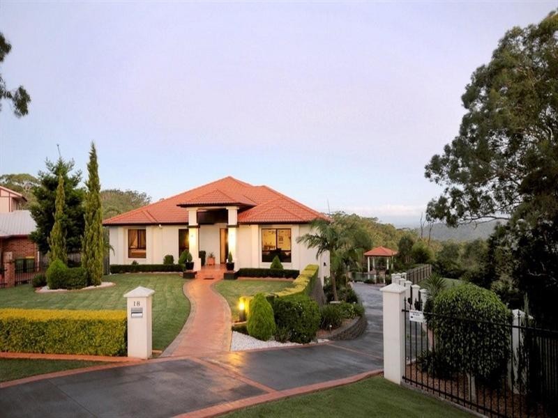 18 Trafalgar Street, Middle Ridge QLD 4350