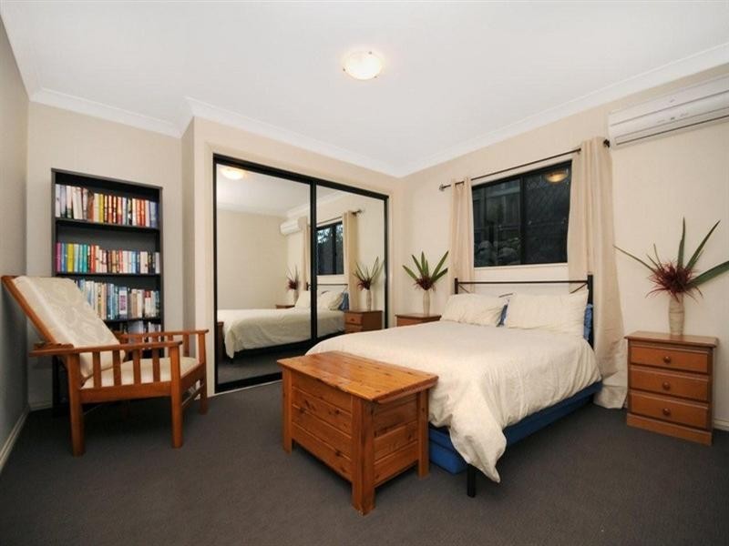 18 Trafalgar Street, Middle Ridge QLD 4350
