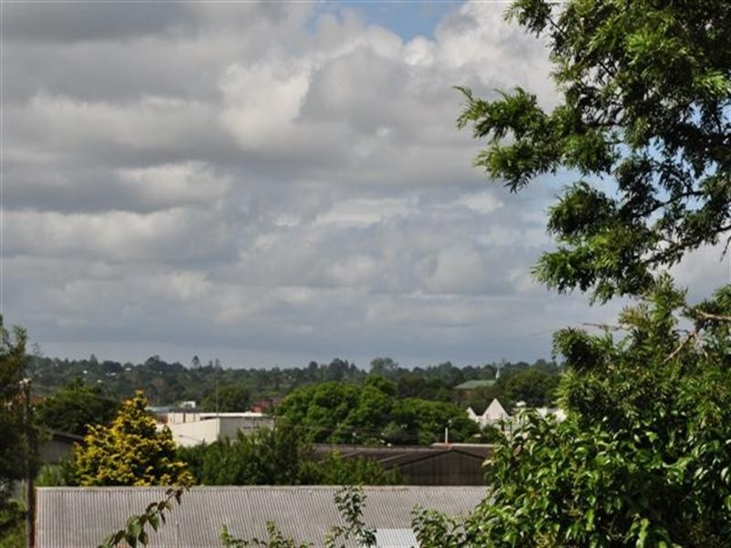 10 Short Street, South Toowoomba QLD 4350