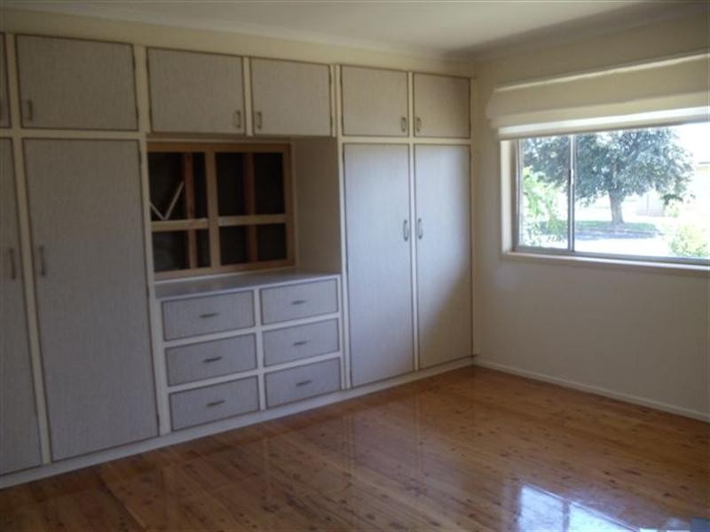 4 Corriedale Crescent, Harristown QLD 4350