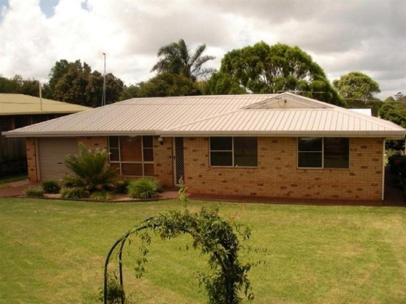 7 Diane Court, Centenary Heights QLD 4350