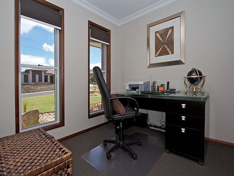 27 Sommariva Street, Westbrook QLD 4350