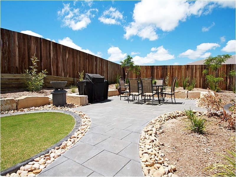 27 Sommariva Street, Westbrook QLD 4350