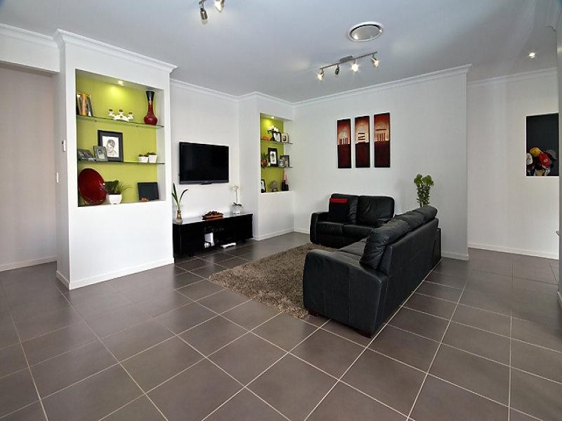 21 Fallon Drive, Middle Ridge QLD 4350