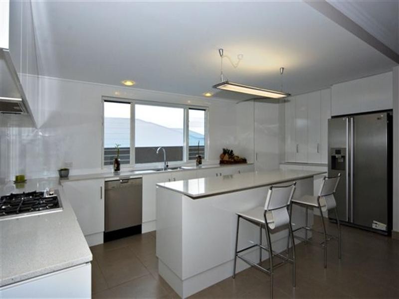 Middle Ridge QLD 4350