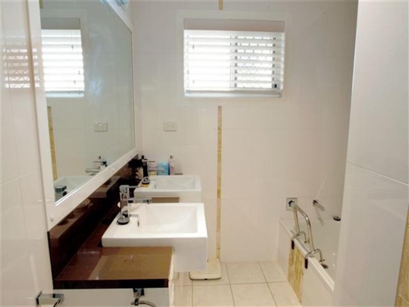 1 Rodway Crescent, Rangeville QLD 4350